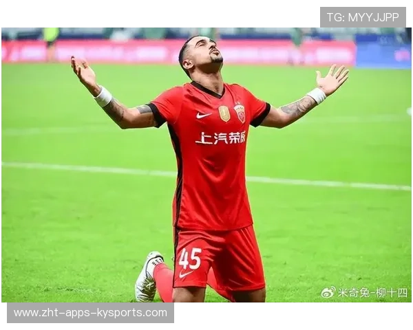 海港球员名单末战告别成情感高潮，球迷纷纷送行